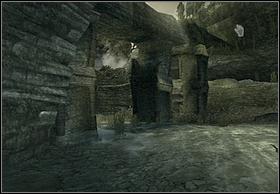 Now, quickly turn round and run to the stone columns, because only they can stop tyrannosaurus anger - To Save Ann - Walkthrough - Peter Jacksons King Kong - Game Guide and Walkthrough