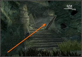 Jump down and quickly pick up the desired handle from the pole knocked over at top level of stairs (some worms are moving in the neighbourhood, but if youll be fast they wont manage to attack you) - Venatosaurus - Walkthrough - Peter Jacksons King Kong - Game Guide and Walkthrough