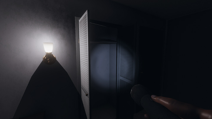 Closet - this might not be the most comfortable of hideouts, but it is definitely effective! - Phasmophobia: Hunting phase guide - Basics - Phasmophobia Guide