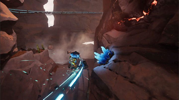 In the next part of the mine, jump to the left rail at the first opportunity, as the Fixer will fire lasers at the right rail - Ratchet & Clank Rift Apart: Run away from Fixer - walkthrough - Torren IV - Ratchet & Clank Rift Apart Guide