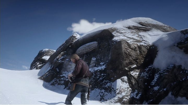 The object is located on the very top, but it is enough to go there on horseback and write down the location of the Carving - Red Dead Redemption 2: Rock carvings - where to find all of them? Maps - Red Dead Redemption 2: Dinosaur bones and Rock Carvings - Red Dead Redemption 2 Guide