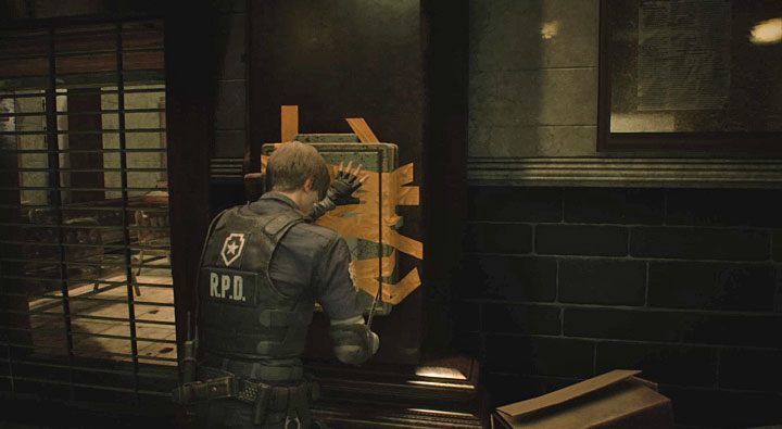 You can already return to the box and use a knife to cut the tapes - How to open a switch box at the police station (Leon) in Resident Evil 2? - FAQ - Resident Evil 2 Guide