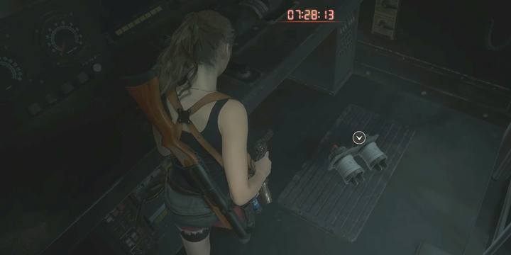 Device in the train. - Boss Fight - G4 (Claire) in Resident Evil 2 - Walkthrough - Resident Evil 2 Guide