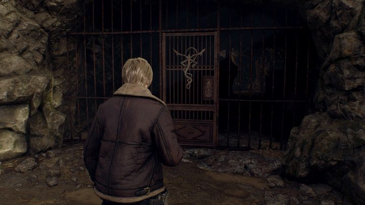 3 - Resident Evil 4 Remake: How to open Doors with Insignia? - Campaign - Resident Evil 4 Remake Guide