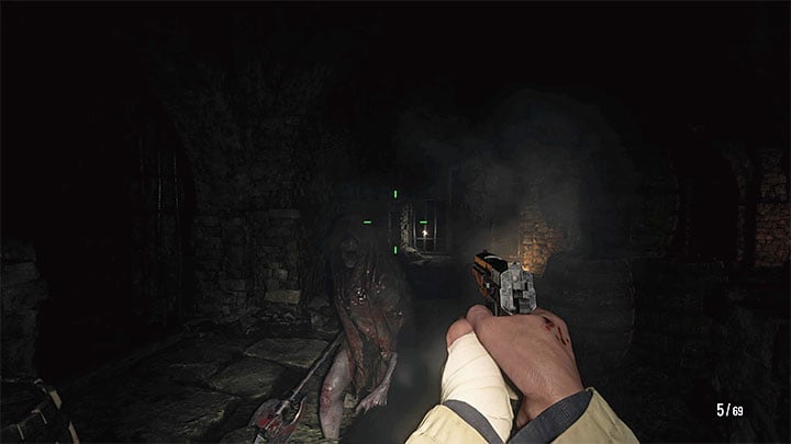 You can progress now - Resident Evil Village: Exploring the Castle Chambers - walkthrough, solution - Dimitrescu Castle - Resident Evil Village Guide