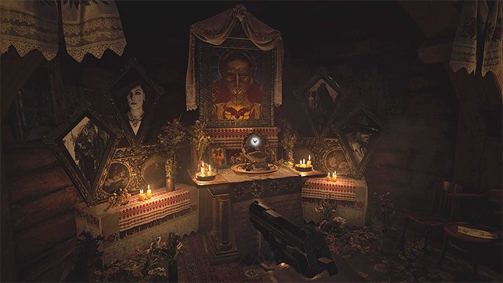 Maiden Crest is definitely easier to find - Resident Evil Village: Opening of the gate to the castle - Demon Crest, Maiden Crest - Solutions to puzzles - Resident Evil Village Guide