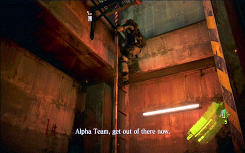 Once it is over, quickly go up the indicated ladder and open the door on the top - Chapter 1 - Rescue the Hostages | Chriss campaign - Chriss campaign - Resident Evil 6 Game Guide