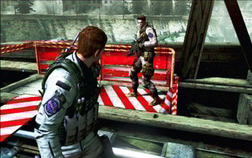 Climb ladder to the top of the construction, picking up ammo from crates on your way there - Chapter 2 - The Bridge | Chriss campaign - Chriss campaign - Resident Evil 6 Game Guide