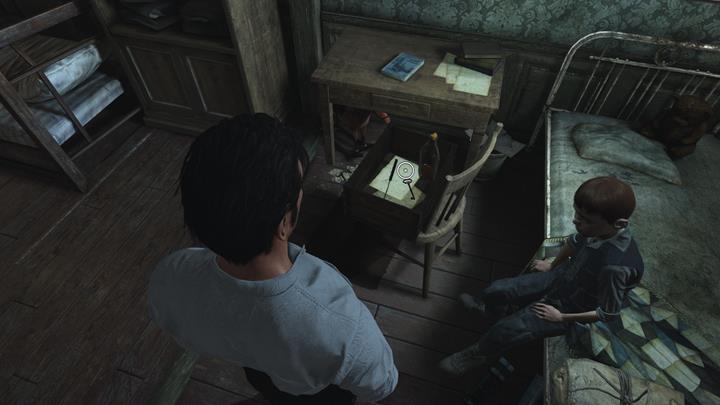 Speak to the boy - Speaking to Tom and analyzing the box | Walkthrough - Prey Tell | Walkthrough - Sherlock Holmes: The Devils Daughter Game Walkthrough