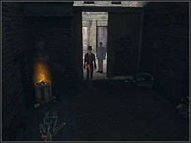 After leaving the pub go right towards the gate leading to the International Working Mens Club garden, where the murder of Liz Stride was made - Dutfield's Yard, night 7/8 October 1888 - Walkthrough - Sherlock Holmes vs. Jack the Ripper - Game Guide and Walkthrough