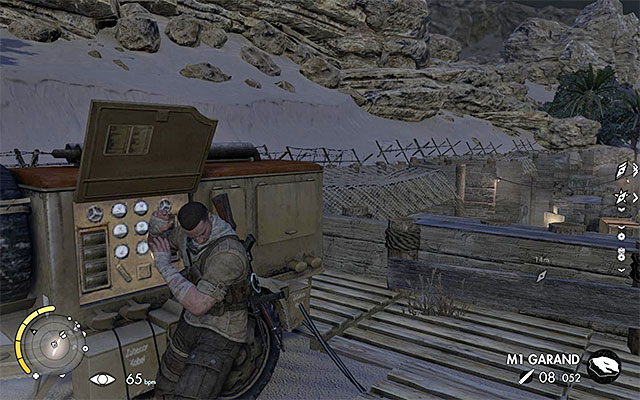 The best method to get rid of enemies silently, is to use melee combat (close-quarter takedown) after getting behind their backs - Sniper Elite 3 Afrika: Staying hidden - Sniper Elite 3 Afrika: Hints - Sniper Elite III: Afrika Game Guide