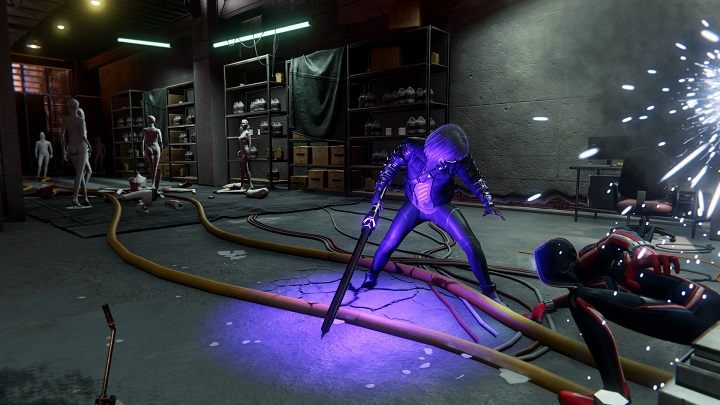 When you turn off the beacon, the enemy hiding between the dummies will attack - Spider-Man Miles Morales: Underground hideouts - all locations, list - Laboratories and Hideouts - Spider-Man Miles Morales Guide