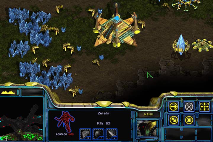 Building a base at the bottom of the map is not the best solution, albeit the easiest one. There is little space here and it is difficult to defend against the attack of enemy aircraft. - Mission 9 - Shadow Hunters | Protoss | Campaign Walkthrough - Protoss - StarCraft: Remastered Game Guide