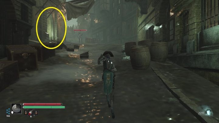 You will reach a wider road, which is patrolled by a Forger - Steelrising: In search of Abbot Gregoire - walkthrough - Main missions - Steelrising Guide, Walkthrough