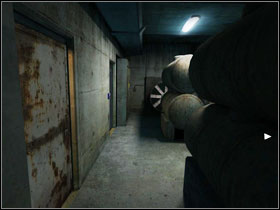 Stick the tracking device on the side of the tank standing in front of the fan - Chapter X - McPherson - part 2 - Walkthrough - Still Life 2 - Game Guide and Walkthrough