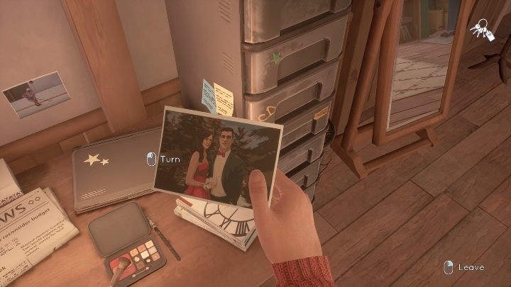 Another striking thing are the photos - Tell Me Why: Reunion, walkthrough - Chapter 1 Homecoming - Chapter 1 Homecoming - Tell Me Why Guide, Walkthrough