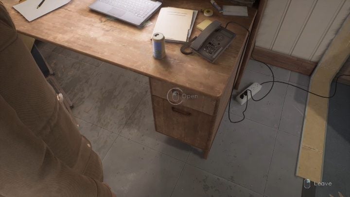 When you go upstairs, you can look around the room - Tell Me Why: Sams Workshop, walkthrough - Chapter 3 Inheritance - Chapter 3 Inheritance - Tell Me Why Guide, Walkthrough