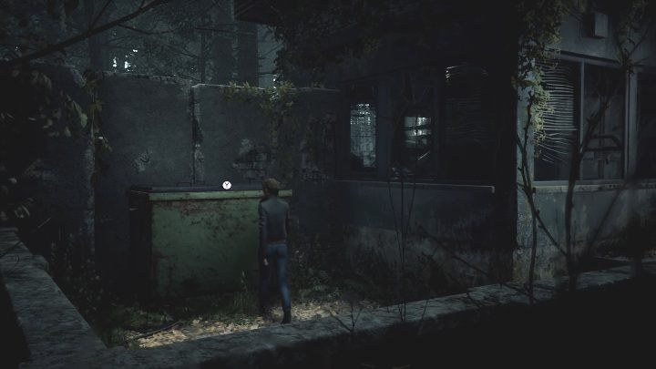 There is a container just behind the building that will help you proceed - The Medium: Journey to the hotel - walkthrough - Walkthrough - The Medium Guide