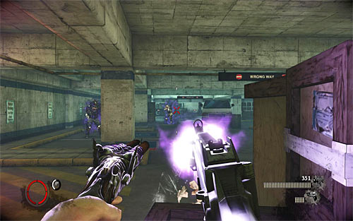 At the end of crossing the parking you'll have to defend against massive enemy attacks - Vendettas campaign - hints - p. 2 - Vendettas - The Darkness II - Game Guide and Walkthrough