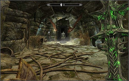 After crossing the narrow corridors, use the handle on the eastern wall to reach the room with the first vessel (screen above) - Evil In Waiting | Side quests - Side quests - The Elder Scrolls V: Skyrim Game Guide