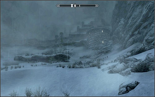 Before you do anything, wait until the night to lessen your chances of being accidentally discovered by one of the sentries - Rescue from Fort Kastav | Imperial Legion Quests - Imperial Legion Quests - The Elder Scrolls V: Skyrim Game Guide