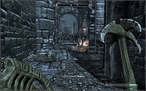 Soon, you should reach a fork in the road (the above screen) and decide which way to go - Battle for Windhelm | Imperial Legion Quests - Imperial Legion Quests - The Elder Scrolls V: Skyrim Game Guide