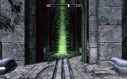 Above, behind the statue you will find a pedestal onto which you need to pour the water - Touching The Sky - p. 3 - Vampire Lord path - The Elder Scrolls V: Skyrim - Dawnguard - Game Guide and Walkthrough