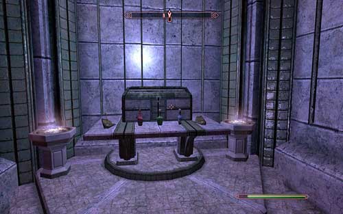 On the other side there's a treasure chest - Touching The Sky - p. 3 - Dawnguard path - The Elder Scrolls V: Skyrim - Dawnguard - Game Guide and Walkthrough