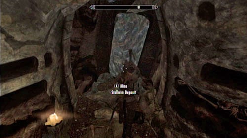 Head through the mysterious corridor hidden behind the wall of Stalhrim, go through the gate and enter the dungeon - Skyrim Dragonborn: Deathbrand - Skyrim Dragonborn: Side missions - Others - The Elder Scrolls V: Skyrim - Dragonborn Game Guide