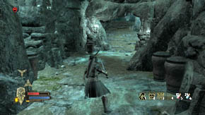 There is another small hall behind the false wall - The Barrow-downs - p. 2 - Chapter 2 - The Lord of the Rings: War in the North - Game Guide and Walkthrough