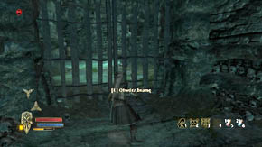 Go around the pillar from left or right side, and you'll come across a stone chest - The Barrow of Amon Gorthad - Chapter 2 - The Lord of the Rings: War in the North - Game Guide and Walkthrough