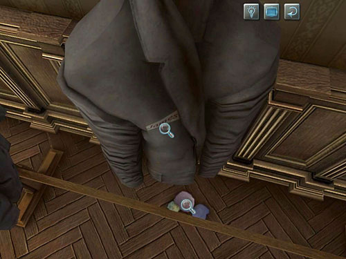 After zooming, you will see that this is a James uniform - Find James Desk and Open a Cupboard | Explosion in Becketts Residence - Explosion in Becketts Residence - The Testament of Sherlock Holmes Game Guide