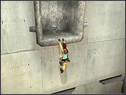 Jump to grab the ledge behind you and turn round the column - The Croft Manor 3 | The Croft Manor - training mission - The Croft Manor - training mission - Tomb Raider: Anniversary Game Guide & Walkthrough