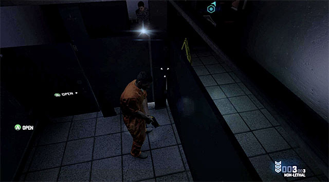 Quickly enter the bathroom to the right and remember to close the door behind you - Retrieve Fisher's gear - Mission 8 - Detention Facility - Tom Clancys Splinter Cell: Blacklist - Game Guide and Walkthrough